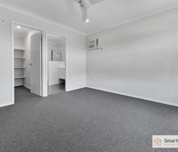 11 Parsonia Drive, Rasmussen QLD 4815 - House For Rent | Domain - Photo 2