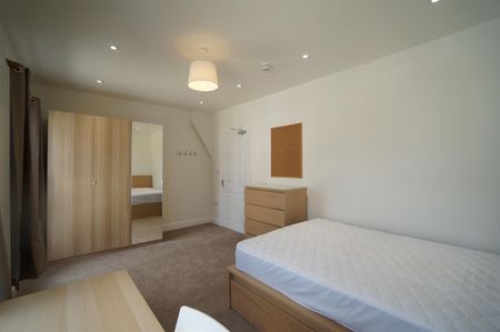 5 College Road - Photo 2