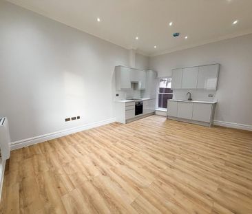 2 bedroom ground floor flat to rent - Photo 5