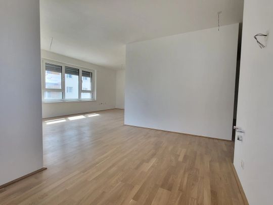 ERSTBEZUG! 2-Zimmer-Wohnung mit Balkon, Top 4 - Photo 1