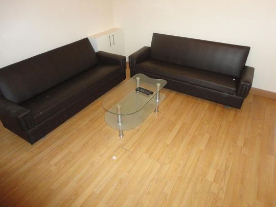 7 bedroom semi-detached house to rent - Photo 1