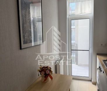 Apartament de inchiriat, 1 camera City of Mara - Fotografie 5