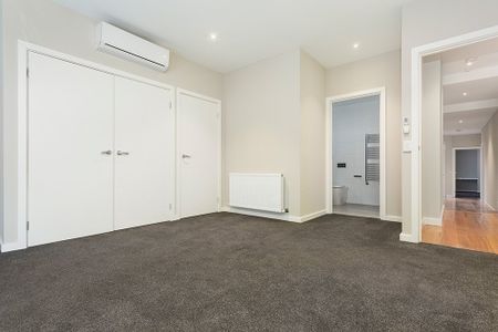 2/3 Morton Street, Essendon VIC 3040 - Photo 5