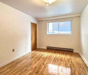 8345A Rue de Bretagne - Photo 2