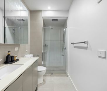 LIGHT FILLED APARTMENT WITH TWO OUTDOOR RETREATS - FLEXIBLE LEASE T... - Photo 2