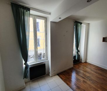 Location Appartement 2 pièces 32m² LYON 7ème - Photo 2