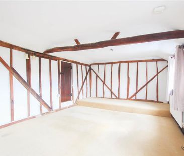 4 bedroom semi-detached house to rent - Photo 5
