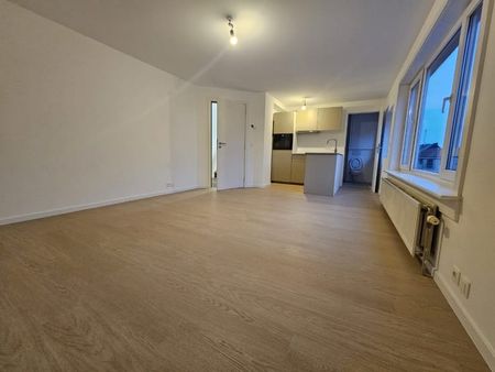Appartement te huur - Photo 2