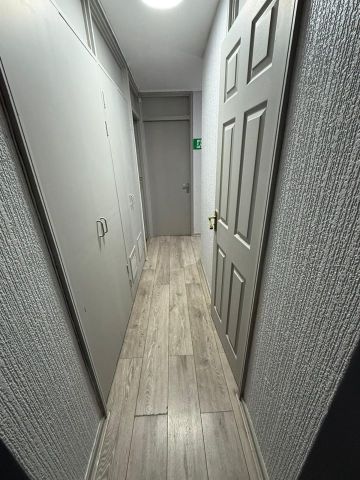 Room in a Shared House, Rothbury Walk, N17 - Photo 5