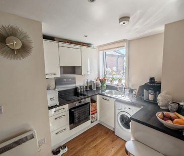 1 bedroom flat to rent - Photo 3