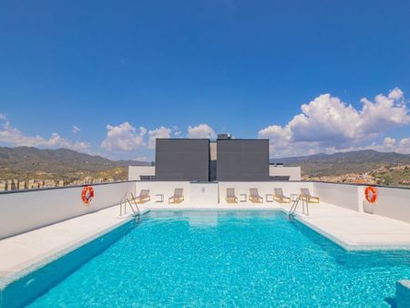 Paseo Martiricos, Málaga, Andalusia 29009 - Photo 3