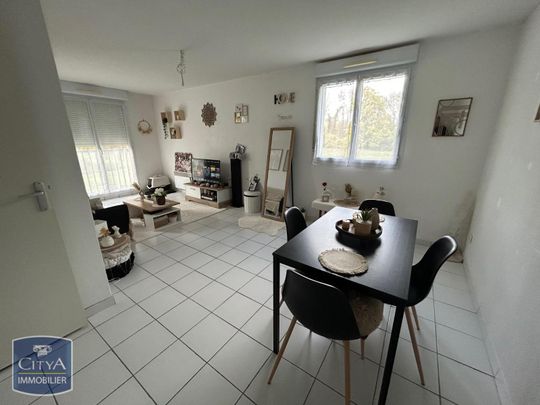Location Appartement 2 pièces 45m² L AIGLE 61300 - Photo 1
