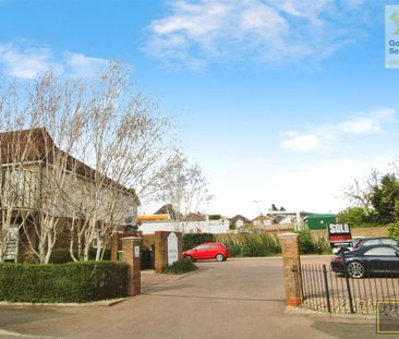 Brook Court, Rayleigh, Essex - Photo 4