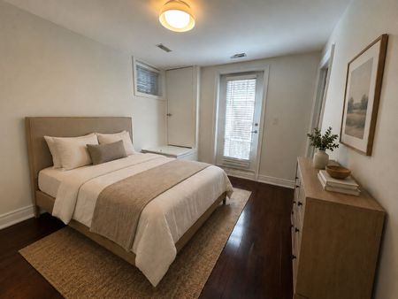 For Lease - 87 Lawrence Avenue Unit# #1, Toronto, Ontario - Photo 2