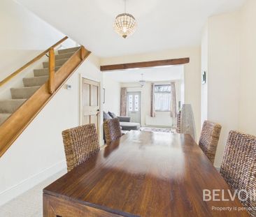 2 bedroom terraced house to rent - Photo 2