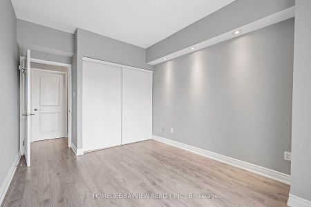 For Lease - 309 Major Mackenzie Drive Unit# 1013, Richmond Hill, Ontario - Photo 5