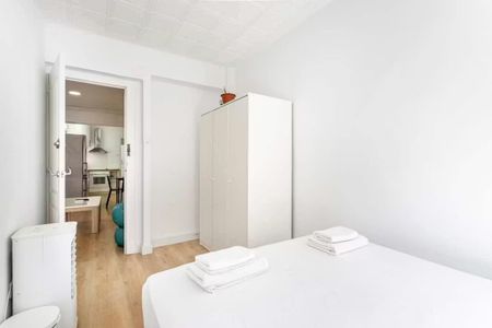 Carrera de la Fonteta de Sant Lluís, Valencia, Valencian Community 46013 - Photo 3