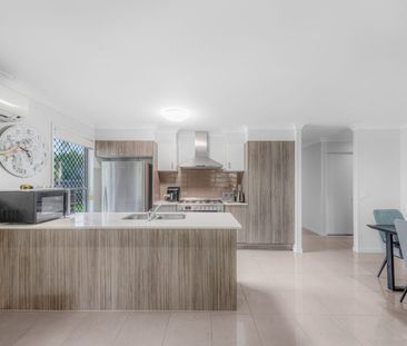 Modern Family Home - Photo 4