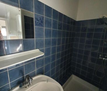 Location Appartement 2 pièces 31m² VILLERS LES NANCY 54600 - Photo 2