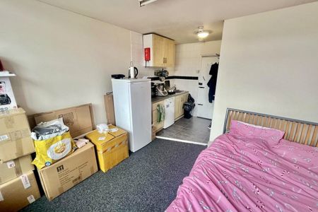 St Augustines Street - Photo 4