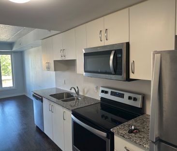 For Lease - 104 Summit Ridge Drive Unit# 206, Guelph, Ontario - Photo 1