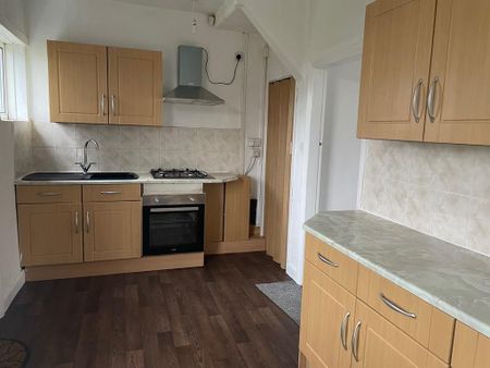 3 bedroom terraced house to rent - Photo 5