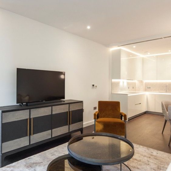 Thornes House, Nine Elms - Photo 1