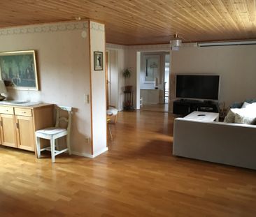 Ostronstigen, Färjestaden - Foto 2