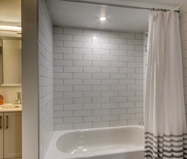 For Lease - 64 Walter Avenue Unit# lower, Newmarket, Ontario - Photo 2