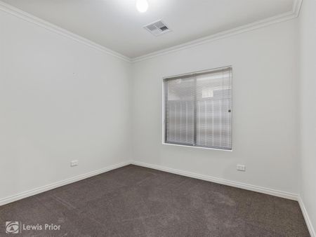 The Size Will Surprise - Photo 5