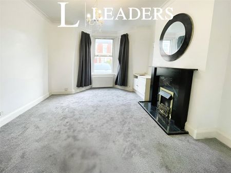 4 bedroom house to rent Bournemouth Park Road, Southend-on-Sea, Essex, SS2 - Photo 4