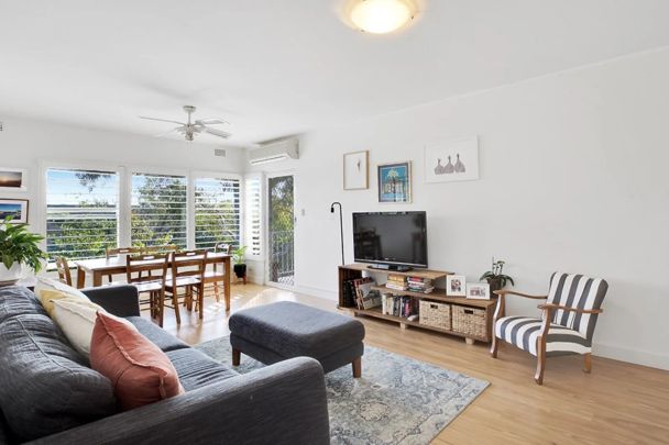 Renovated, Light Filled and with Air Con - Photo 1