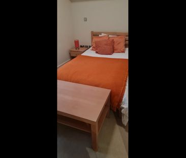 Room in a Shared Flat, Upper Marshall Street, B1 - Photo 2