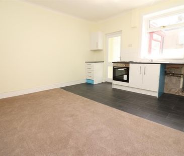 Blackburn Road, Great Harwood, Blackburn, BB6 7DZ - Photo 5