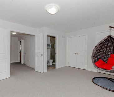 For Lease - 49 Sexton Crescent, Hamilton, Ontario - Photo 3