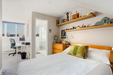 5 bedroom semi-detached house to rent - Photo 4