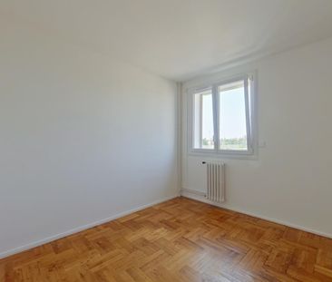 Location Appartement 3 pièces 70m² POITIERS 86000 - Photo 2
