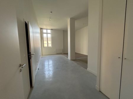 Location Appartement 2 pièces 62m² - Photo 4