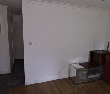 1 Bed Bungalow, Givendale Drive, M8 - Photo 1