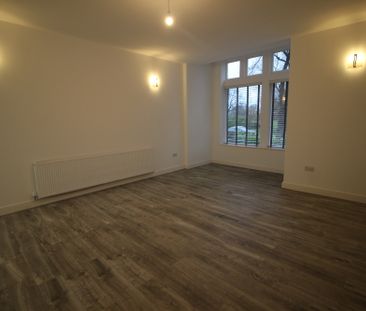 5-7 Moor Park Avenue, Preston - Photo 3