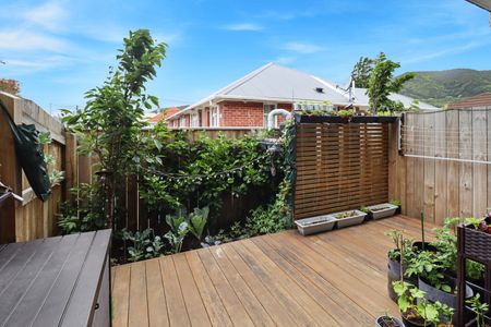 Taita Living - Photo 3