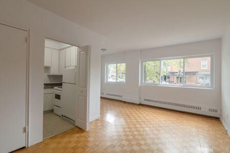 809 Bloomfield Avenue - Photo 3