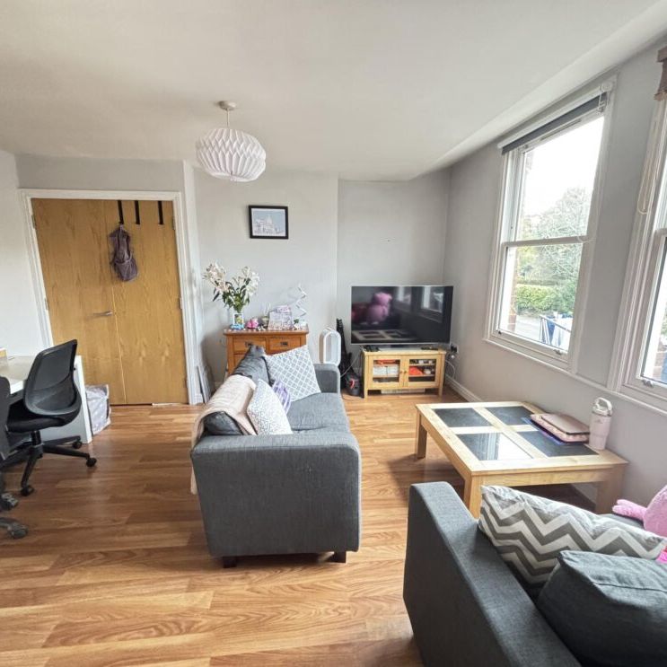 36 Flat 3 Cardigan Road, Leeds, LS6 3AG - Photo 1