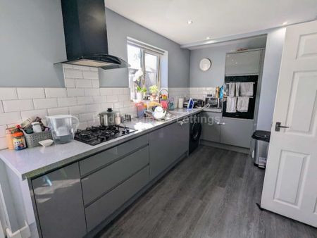 Bucknall Avenue, Lincoln - Photo 3