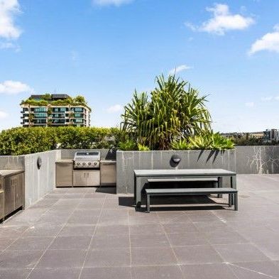 305/10 Buchanan Street West End (1B1B1C, NEXT TO WEST END MARKET AND BRISBANE RIVER) - Photo 1