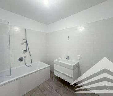 Schöne, gut aufgeteilte 3-Zimmer Wohnung mit Balkon und Loggia in B... - Photo 4