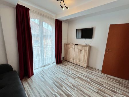 Apartament de 4 camere cu parcare subterana in Andrei Muresanu - Photo 2