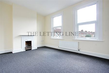 Sunnyside Road North, London, N9 9SW - Photo 2