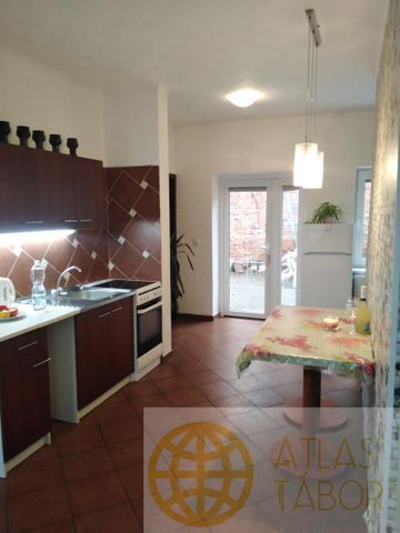 Pronájem bytu 2+kk 70 m², Opařany - Photo 2