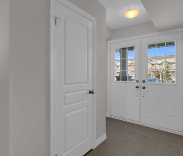 For Lease - 6 Mayland Trail, Hamilton, Ontario - Photo 2